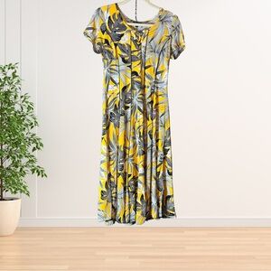 Sami & Jo Yellow Tropical-Print Short Sleeve Maxi Dress